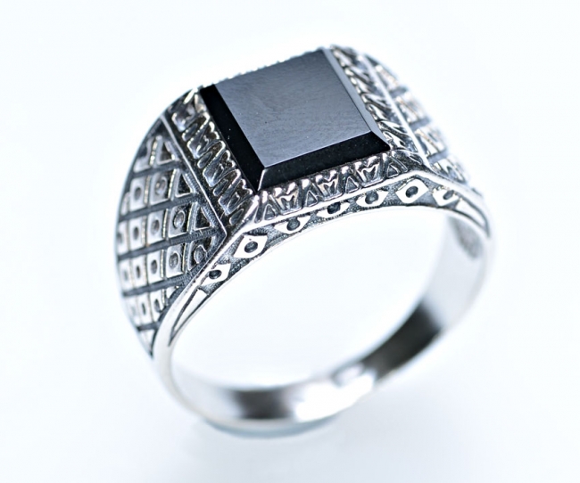 Печатка из серебра с камнем Обсидиан фото, цены