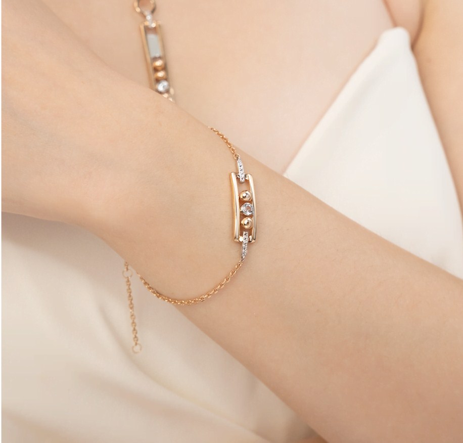 Браслет из золота с камнем Топаз фото, цены