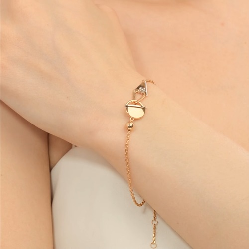 Браслет из золота с камнем Топаз фото, цены