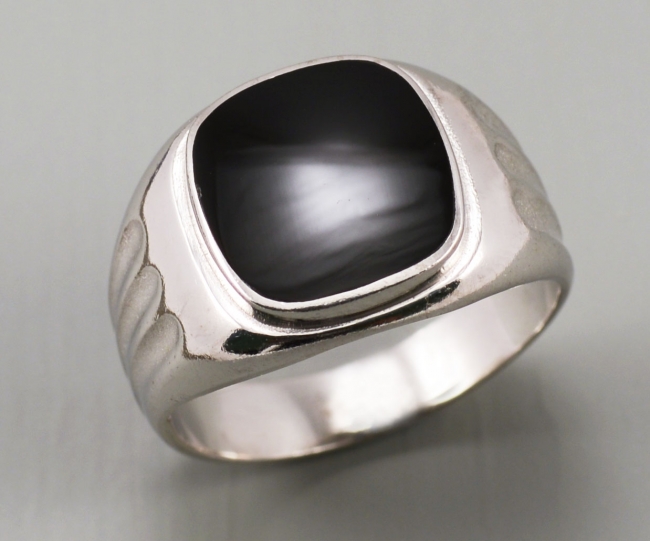 Печатка из серебра с камнем Обсидиан фото, цены