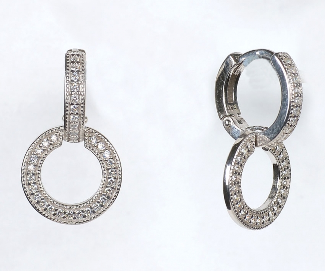 Серьги из серебра с камнем Фианит фото, цены