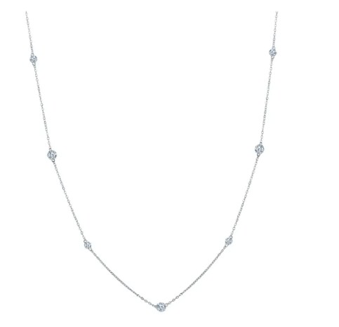 Колье из серебра с камнем Куб цирконий фото, цены