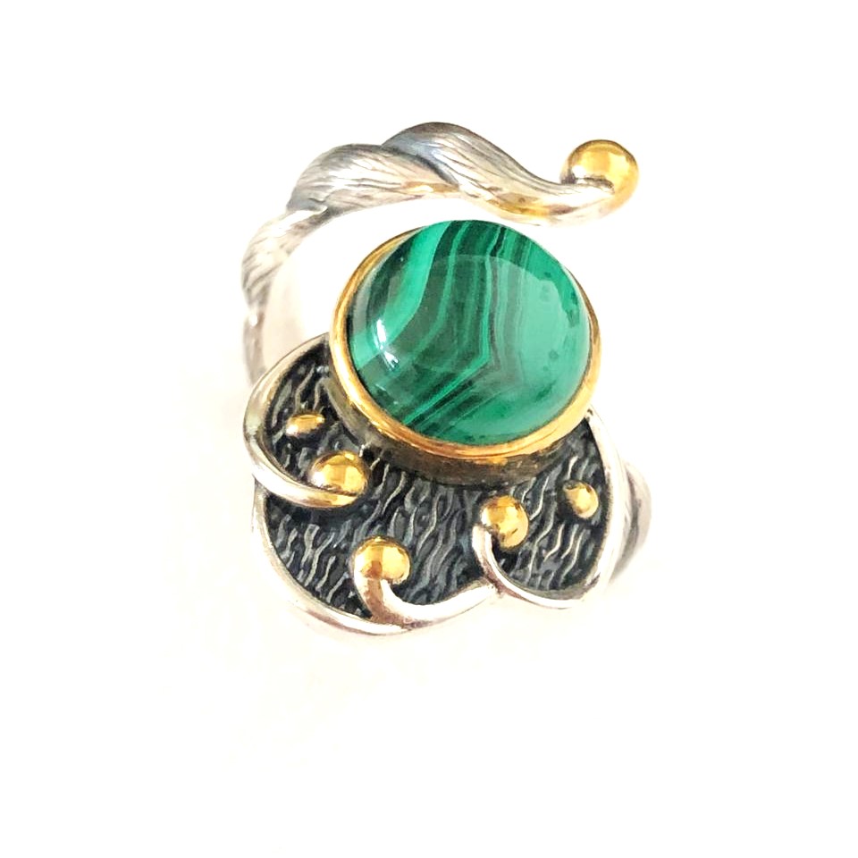 Кольцо из серебра с камнем Малахит фото, цены