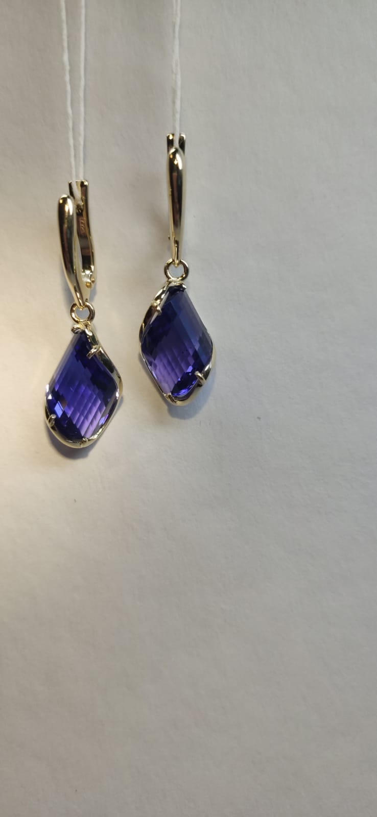 Серьги из золота с камнем Танзанит синт. фото, цены