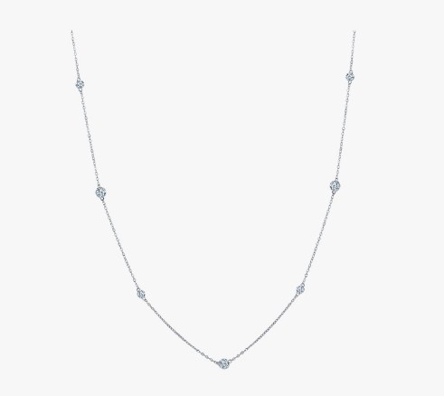 Колье из серебра с камнем Куб цирконий фото, цены