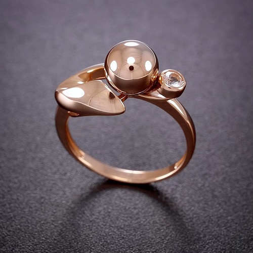 Кольцо из золота с камнем Топаз фото, цены