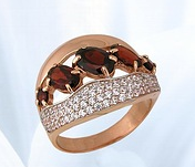 Кольцо из серебра с камнем Фианит, Оникс фото, цены