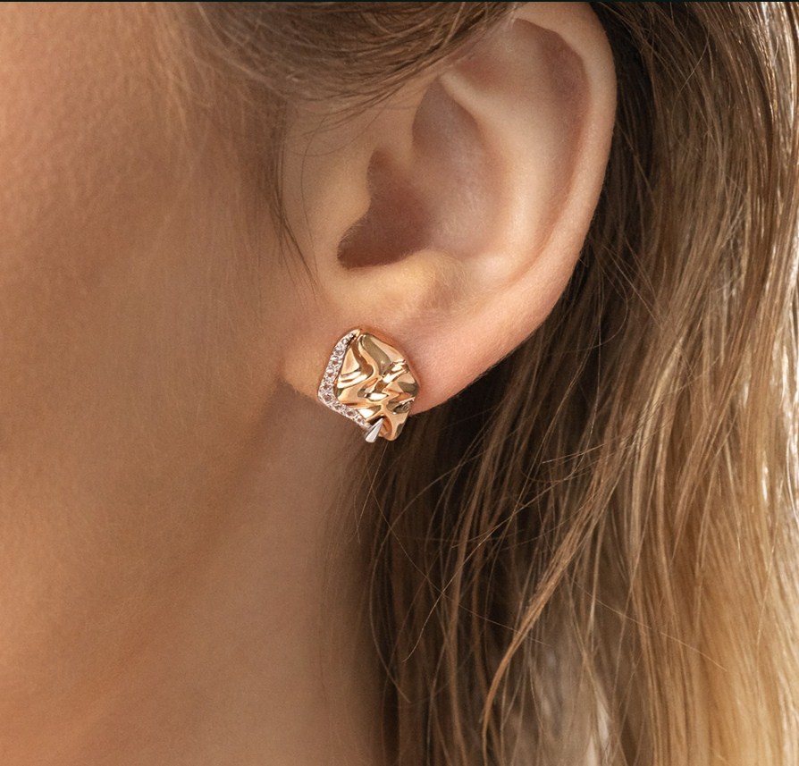 Пуссеты из золота с камнем Топаз фото, цены