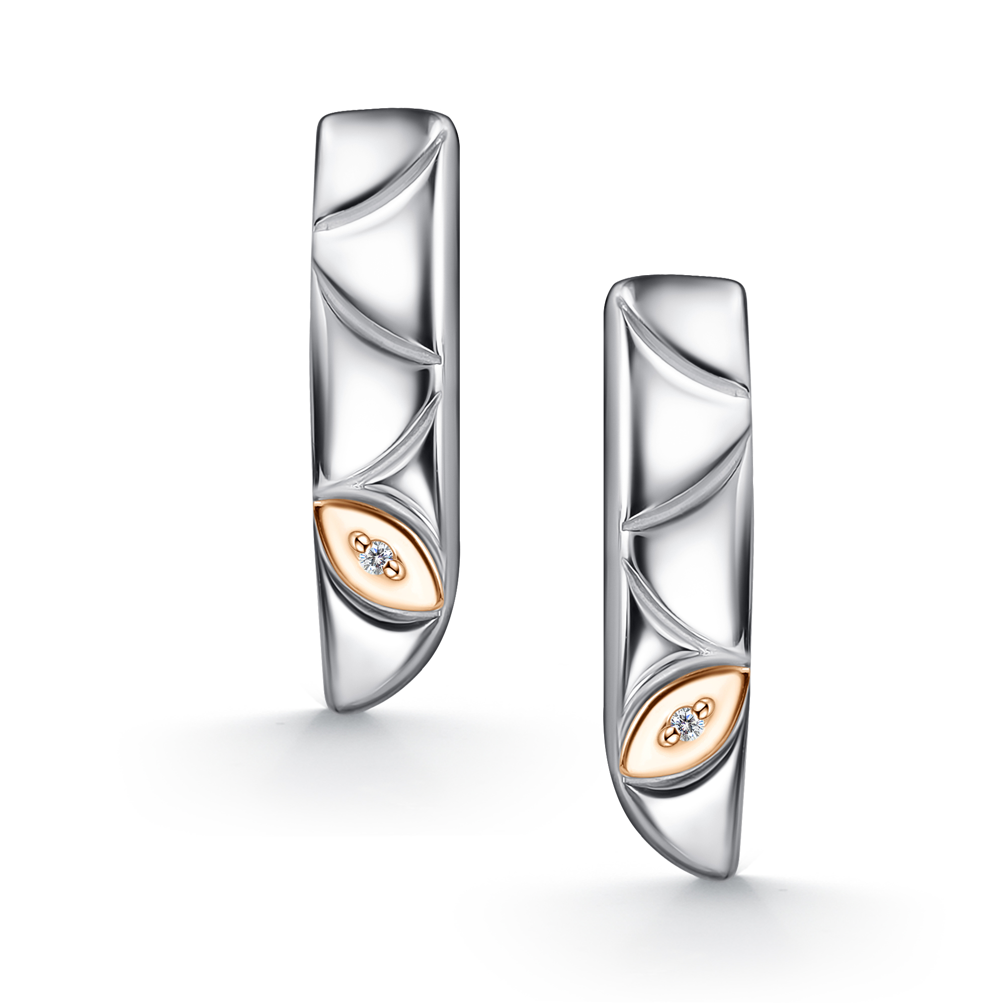 Серьги из серебра с камнем Бриллиант, вставками золота фото, цены