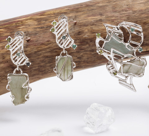 Серьги из серебра с камнем Бриллиант, Турмалин, Лабрадор фото, цены