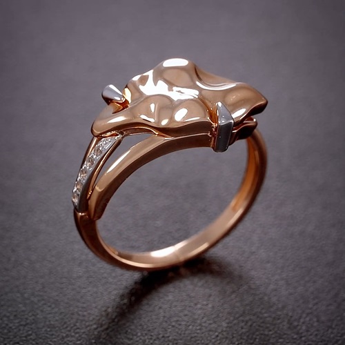 Кольцо из золота с камнем Топаз фото, цены