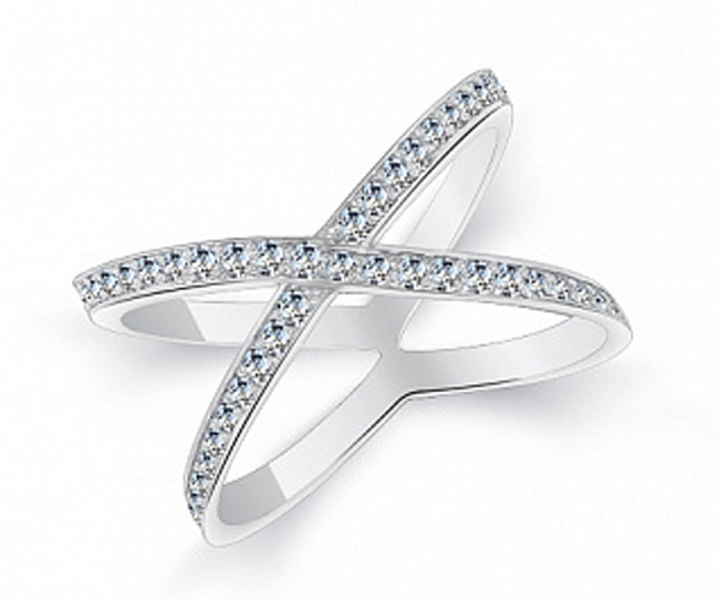 Кольцо из серебра с камнем Фианит фото, цены