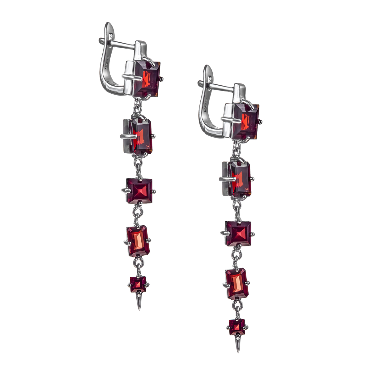 Серьги из серебра с камнем Гранат фото, цены