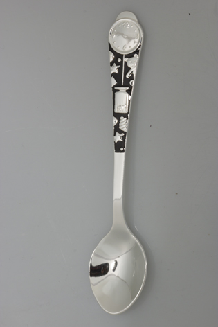 Ложка из серебра с камнем вставками эмали фото, цены