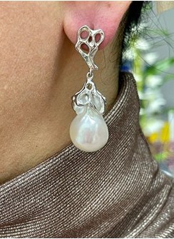 Серьги из серебра с камнем Жемчуг фото, цены