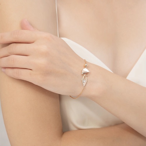 Браслет из золота с камнем Топаз фото, цены