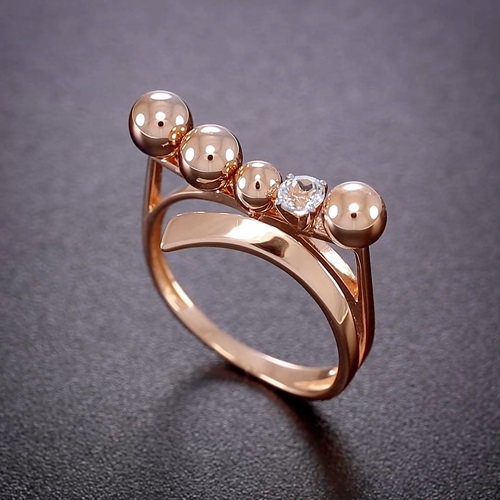 Кольцо из золота с камнем Топаз фото, цены