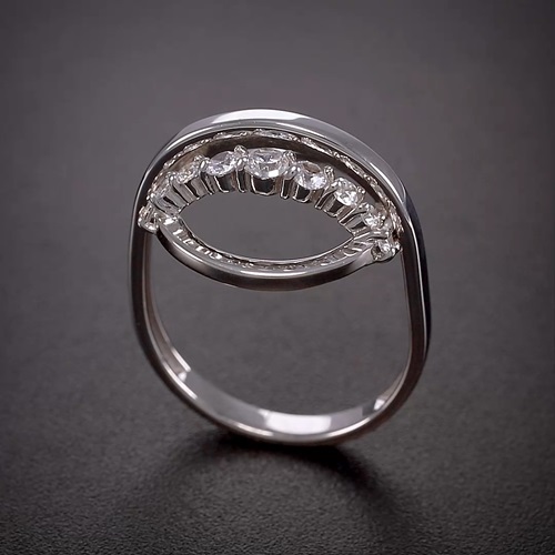 Кольцо из серебра с камнем Фианит фото, цены