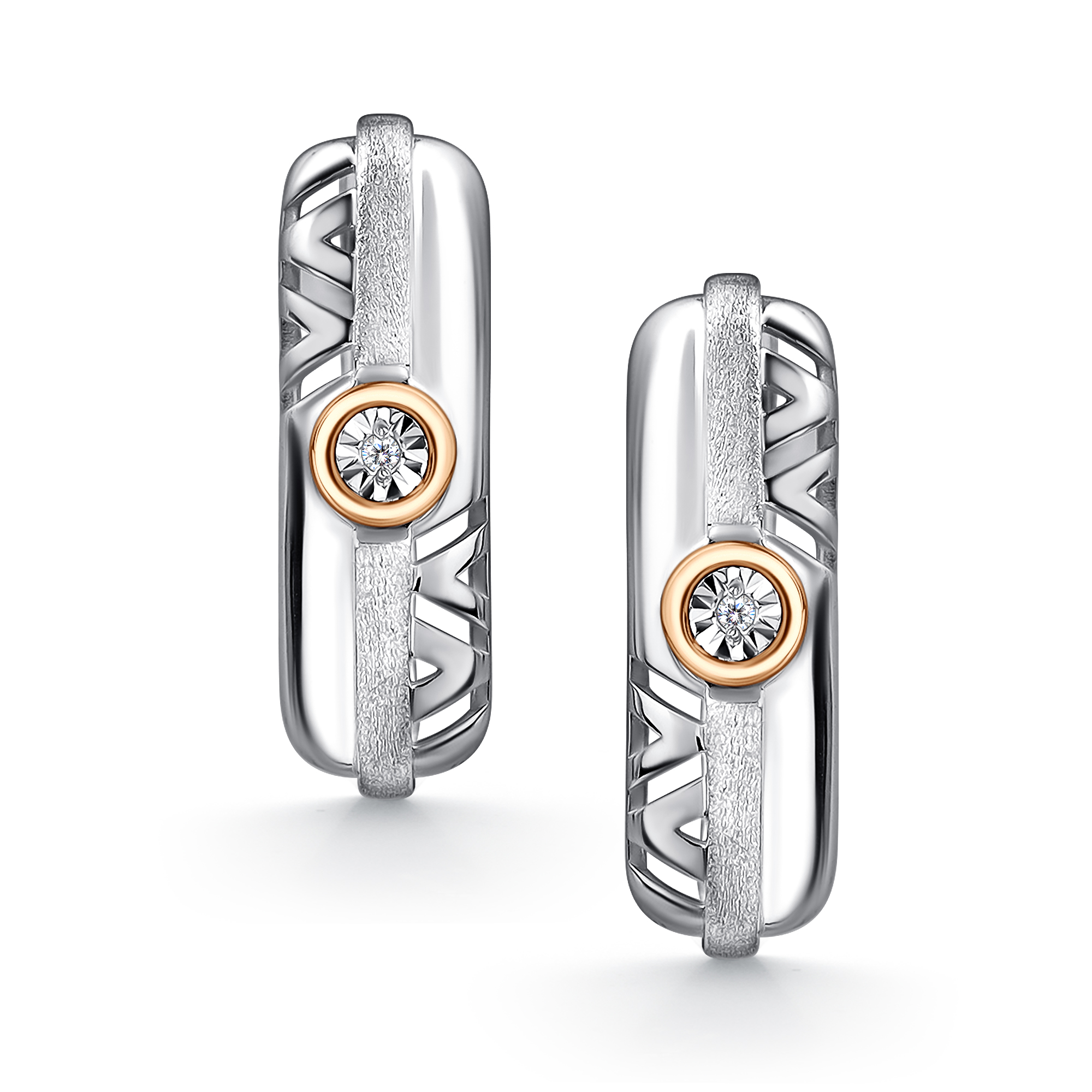 Серьги из серебра с камнем Бриллиант, вставками золота фото, цены