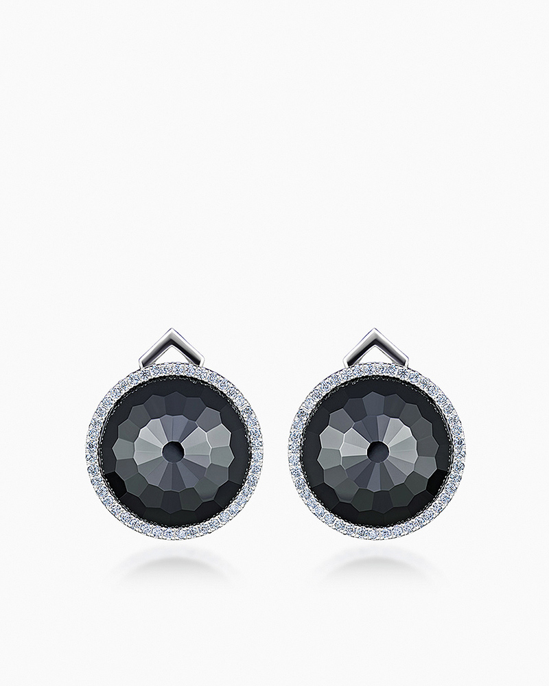 Серьги из золота с камнем Бриллиант, Оникс фото, цены