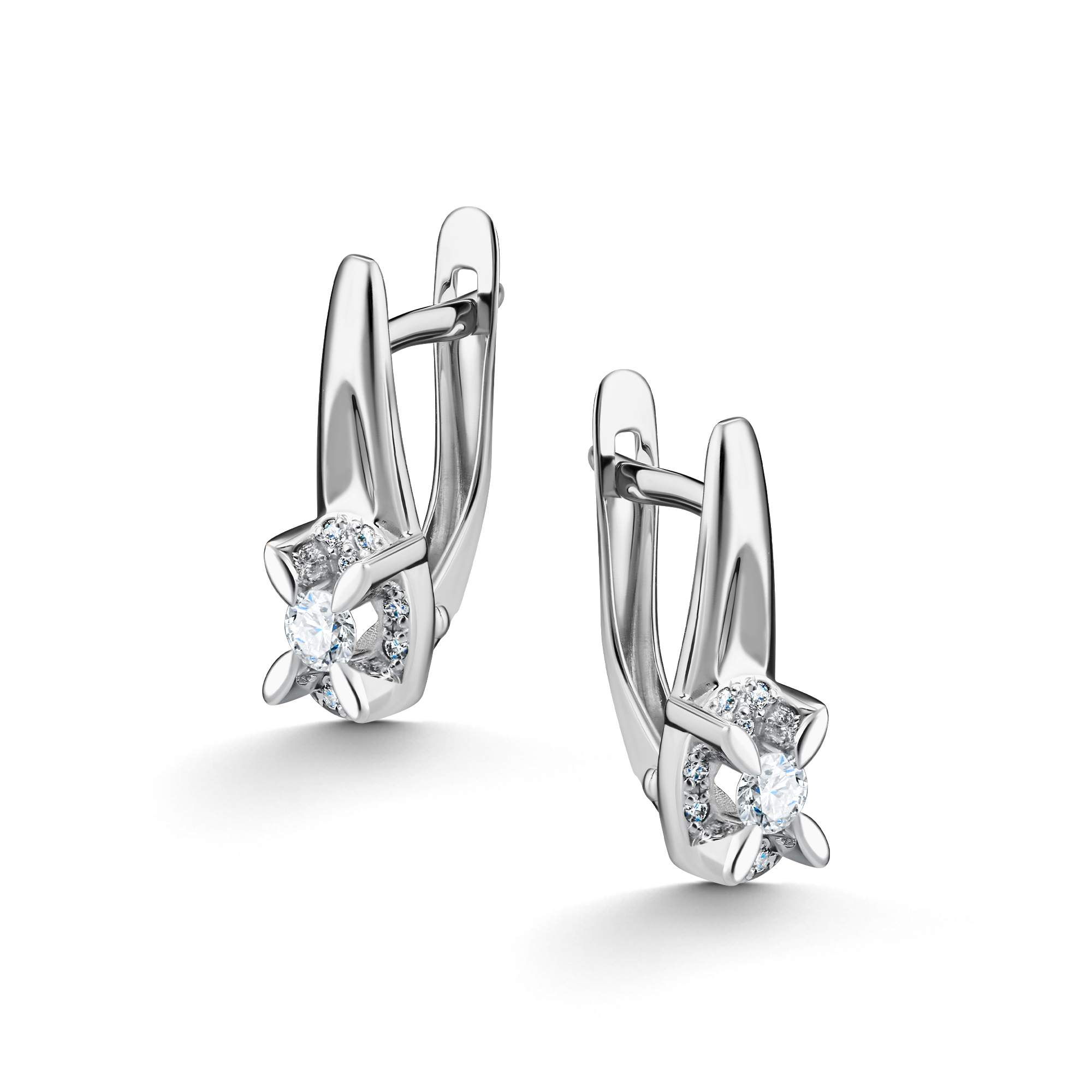 Серьги из золота с камнем Бриллиант фото, цены