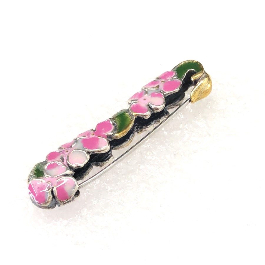 Брошь из серебра с камнем вставками эмали фото, цены