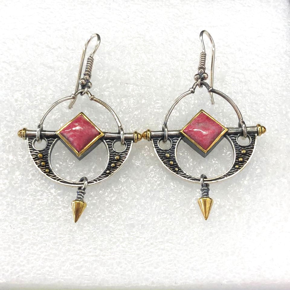 Серьги из серебра с камнем Тулит фото, цены