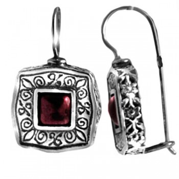 Серьги из серебра с камнем Гранат фото, цены
