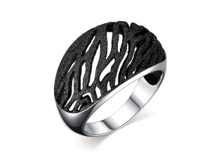 Кольцо из серебра с камнем вставками эмали фото, цены