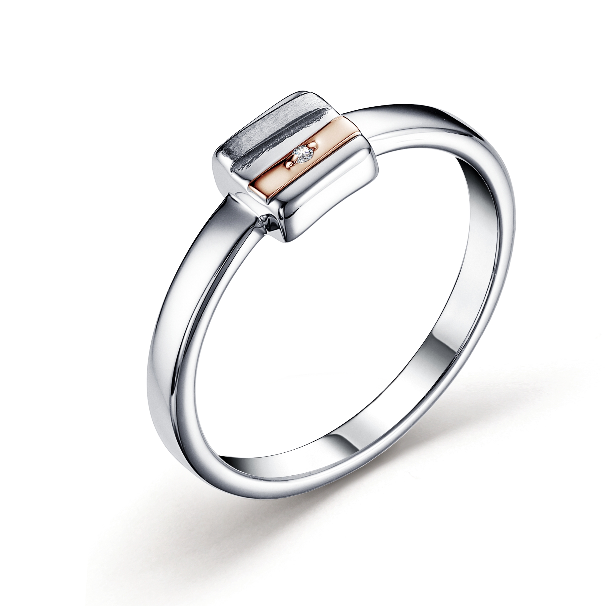 Кольцо из серебра с камнем Бриллиант, вставками золота фото, цены