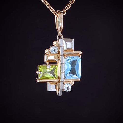 Подвеска из золота с камнем Топаз, Хризолит фото, цены