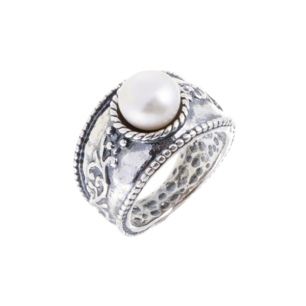 Кольцо из серебра с камнем Жемчуг фото, цены
