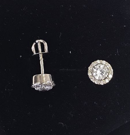 Пуссеты из серебра с камнем Фианит фото, цены