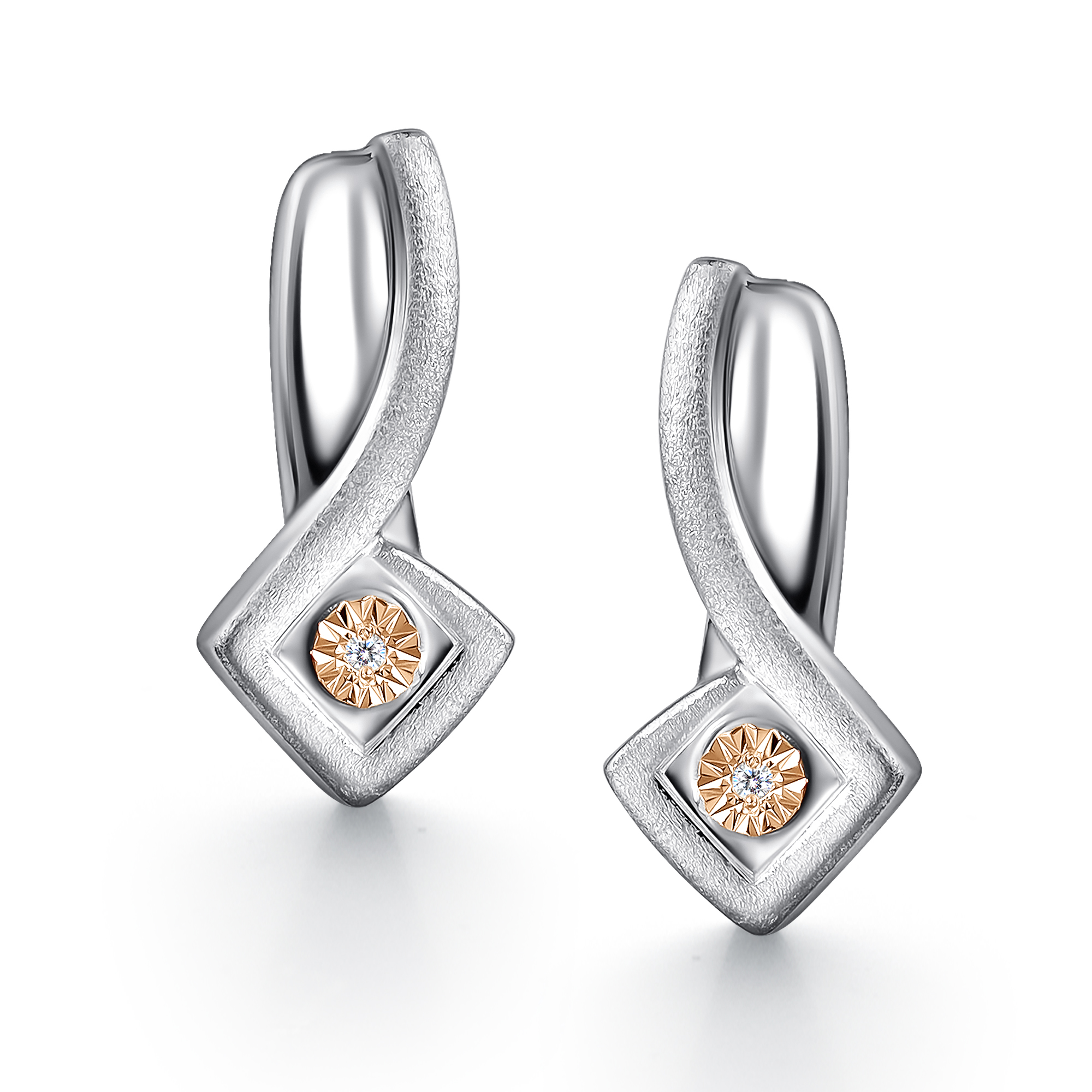 Серьги из серебра с камнем Бриллиант, вставками золота фото, цены