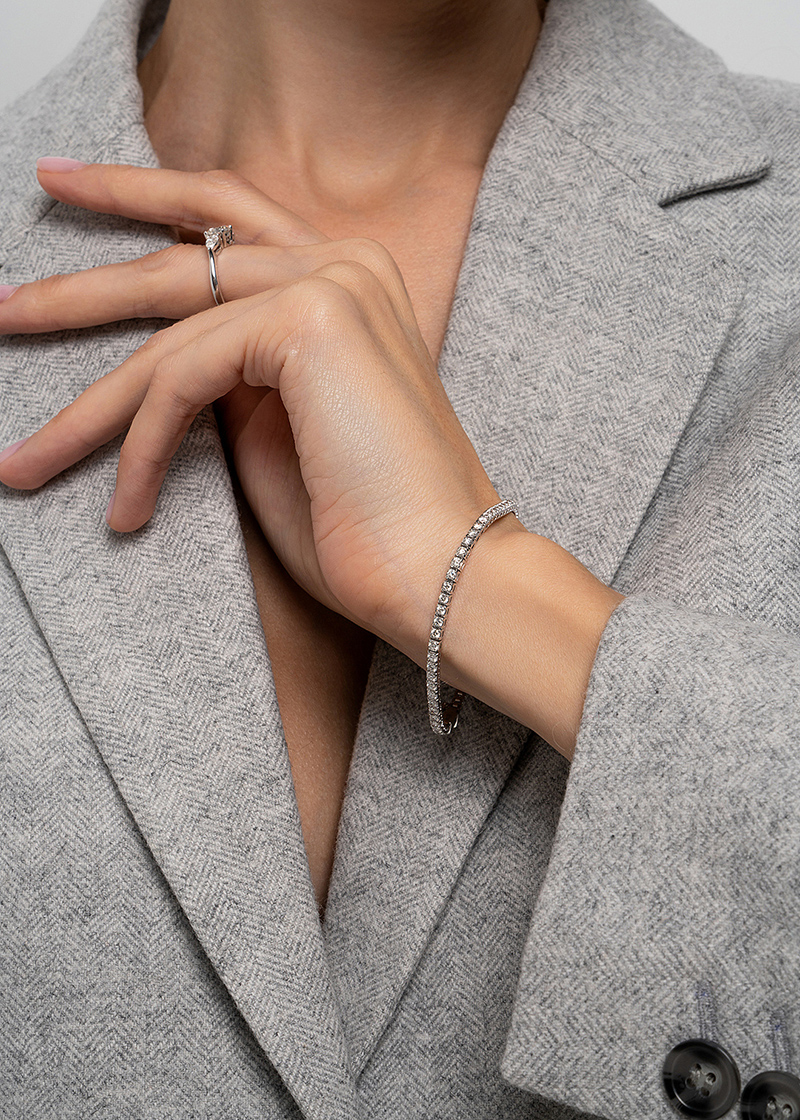 Браслет из золота с камнем Бриллиант фото, цены