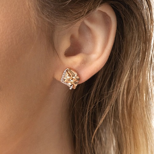 Пуссеты из золота с камнем Топаз фото, цены