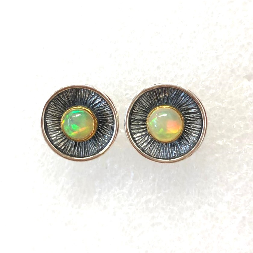 Пуссеты из серебра с камнем Опал фото, цены