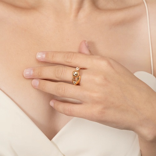 Кольцо из золота с камнем Топаз фото, цены